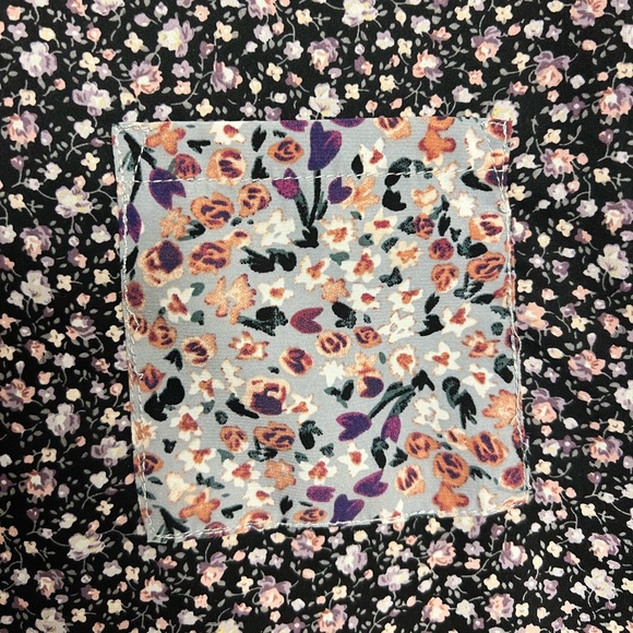 Kidpik Mixed Floral Ruffle Hem Blouse w/ front pocket, Girl’s L (12) - Picture 6 of 7